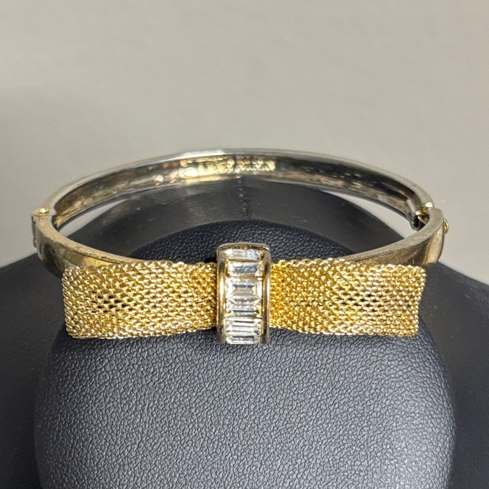 Rare Vintage Anne Klein Mesh Bow Gold Tone Baguette Rhinestone Clamper Bracelet